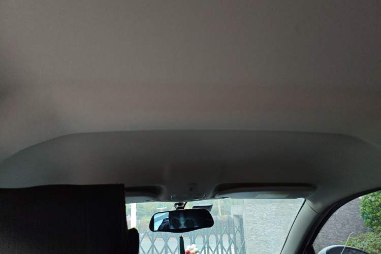 Used Citroen C3-XR 2015 1.6L Automatic Fashion Model Headliner