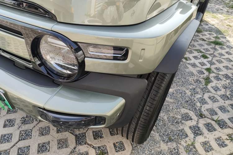 Used iCAR V23 2025 401 Two-Wheel Drive Intelligent Driving Version