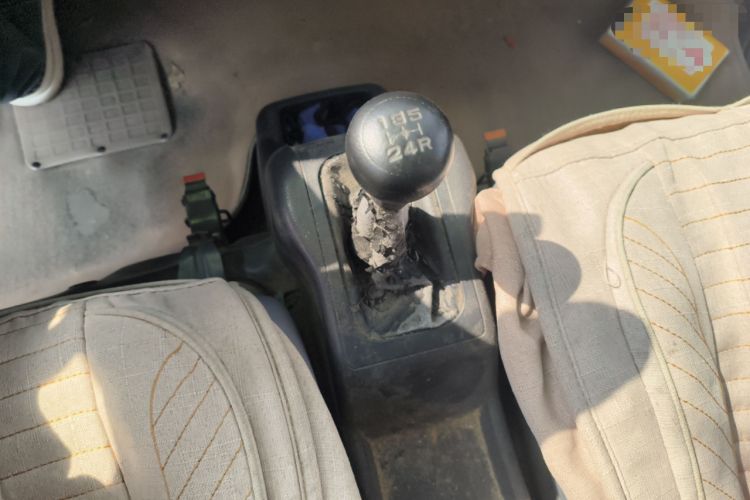 Used Wuling Rongguang Small Truck 2012 1.2L Double-Cab Basic Version LAQ Gear Lever