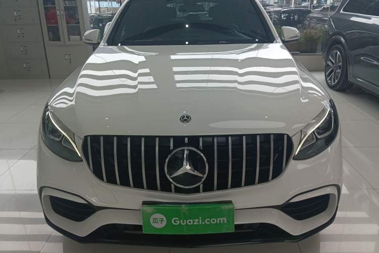 Used Mercedes-Benz GLC 2019 GLC 260 L 4MATIC Dynamic Model

