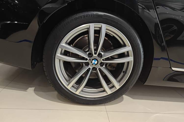 Used BMW 7 Series 2018 730Li Leading Model M Sport Package
