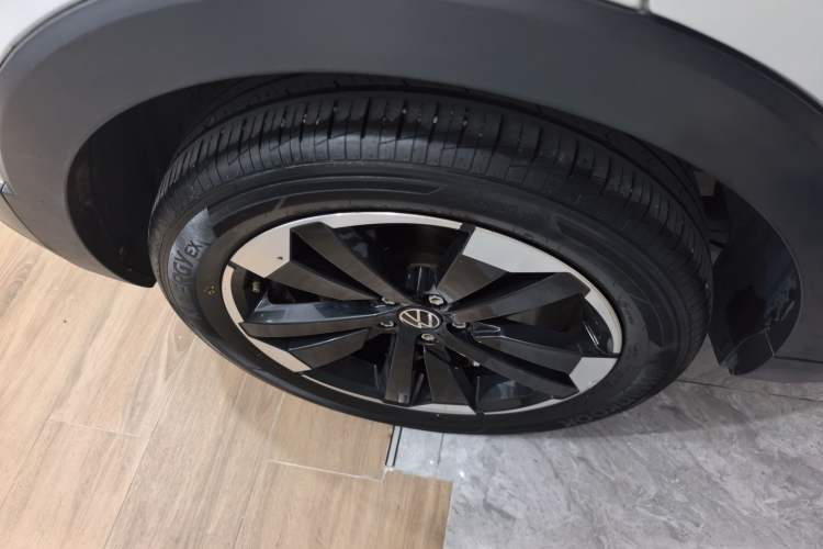 Used Volkswagen Tacqua 2021 200TSI DSG JoyConnect Edition
