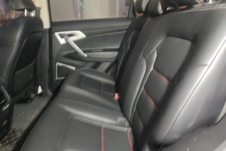 Used Geely Auto Emgrand X7 Sport 2016 1.8TD Automatic ZhiShang Model Left Rear Seat