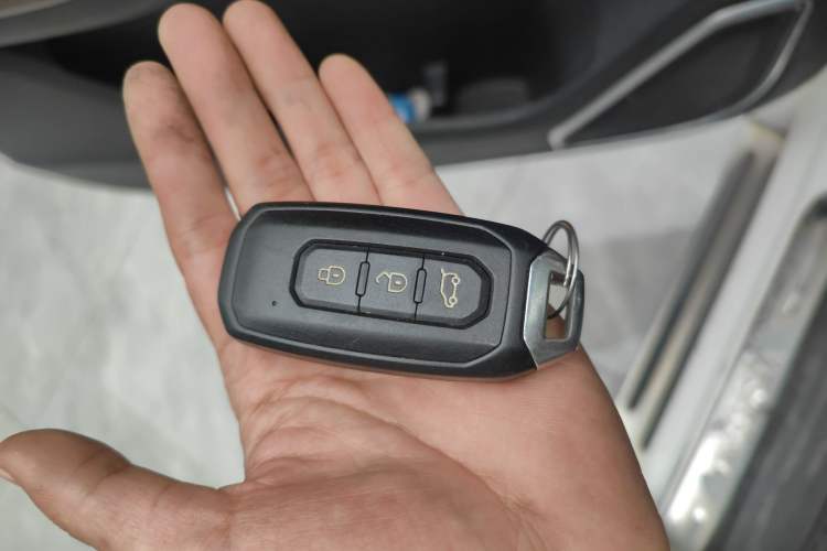 Used JMC Yusheng S350 2020 2.0T Automatic All-Wheel Drive Gasoline Comfort Edition
