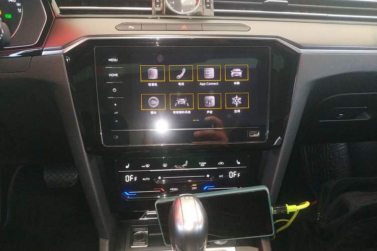 Used Volkswagen Magotan 2020 330TSI DSG Leading Model
