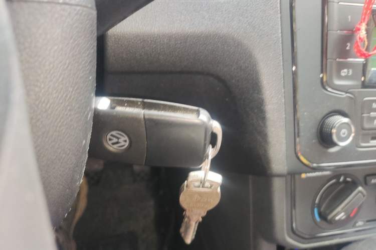 Used Volkswagen Jetta 2017 1.5L Automatic Fashion Model
