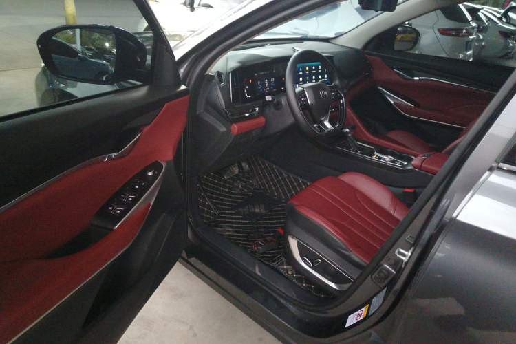 Used CHANGAN CS75 PLUS 2020 1.5T Automatic Luxury Version