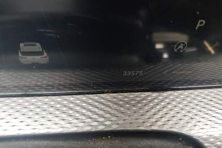 Used Qoros 7 2020 1.6T Cruise Luxury Model Odometer Close Up