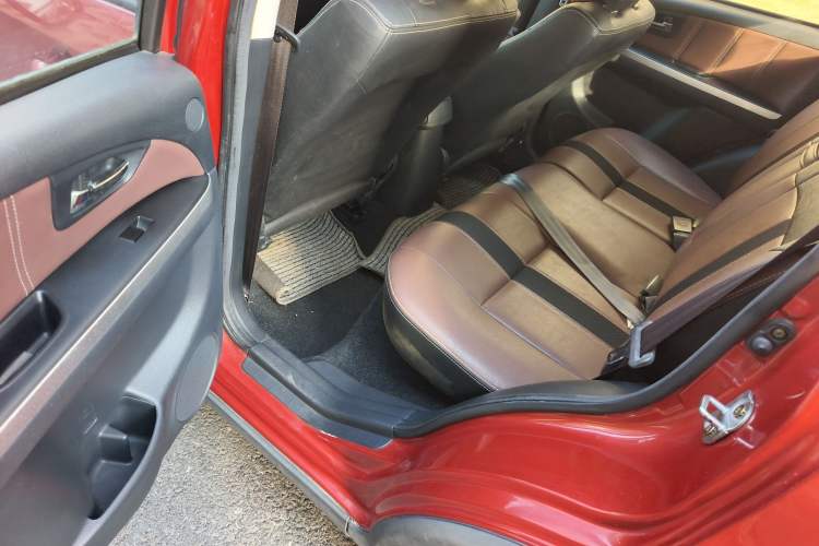 Used Suzuki SX4 2012 1.6L Automatic Ruiqi Model Left Rear Seat