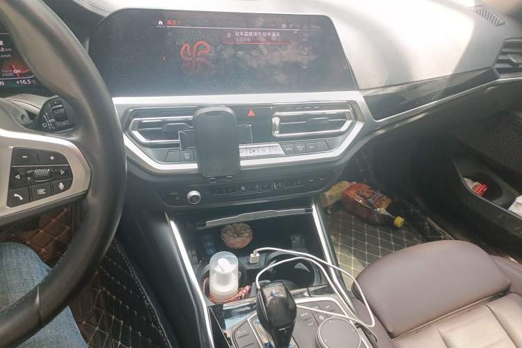 Used BMW 3 Series 2021 Second Facelift 320Li M Sport Package Audio And AC Panel