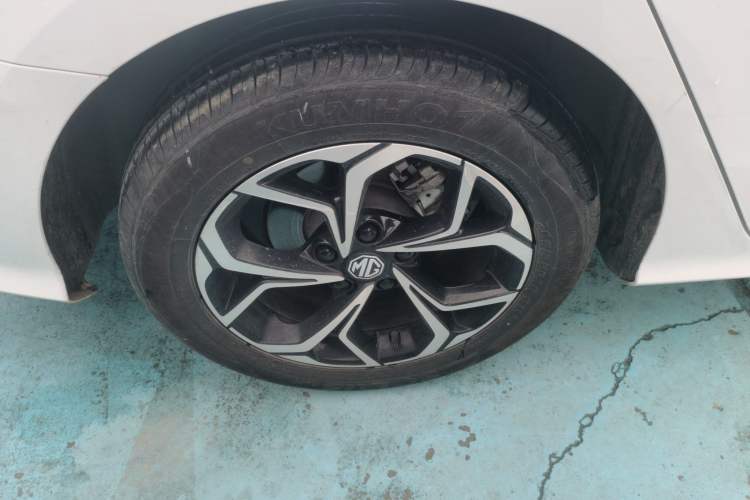 Used MG 5 2023 180 DVVT CVT Luxury Edition Right Rear Wheel Hub