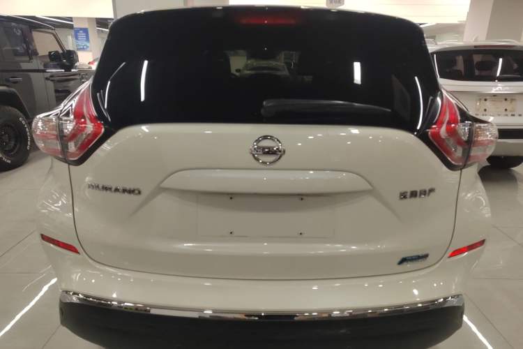 Used Nissan Murano 2021 2.5L XL Two-Wheel Drive Smart Connect Luxury Edition Rear