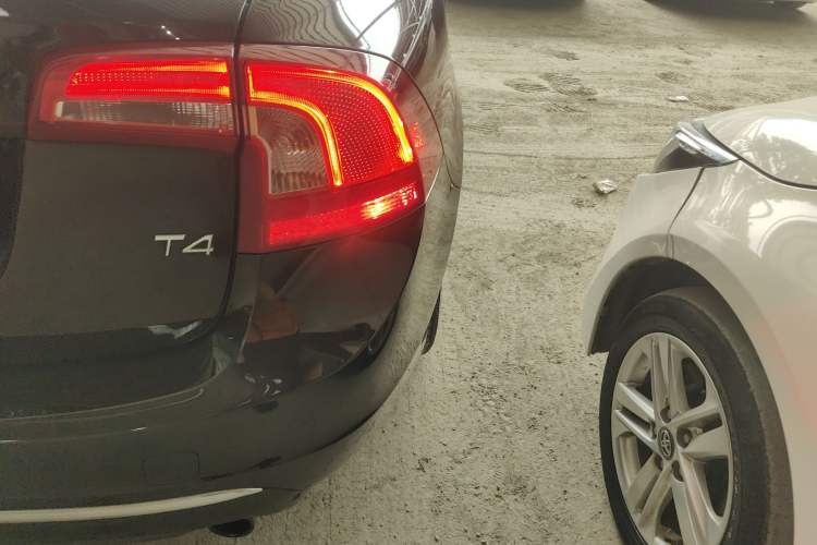 Used Volvo S60 2018 S60L T4 Zhiyuan Edition
