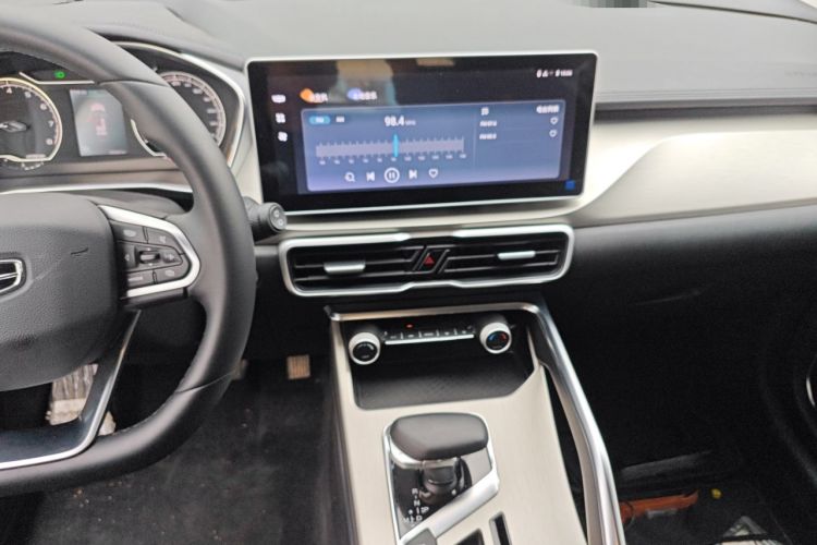 Used Geely Auto Coolray 2023 1.5T DCT Platinum Edition
