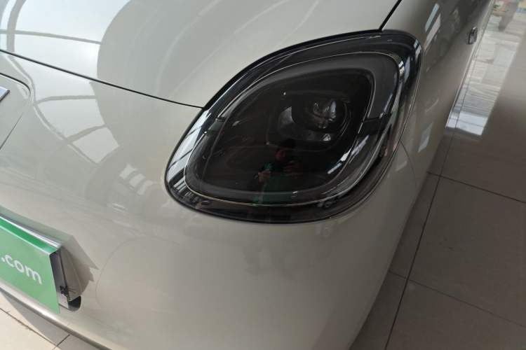 Used Wuling Hongguang MINIEV 2025 Four-Door Version Advanced Edition Left Front Headlight