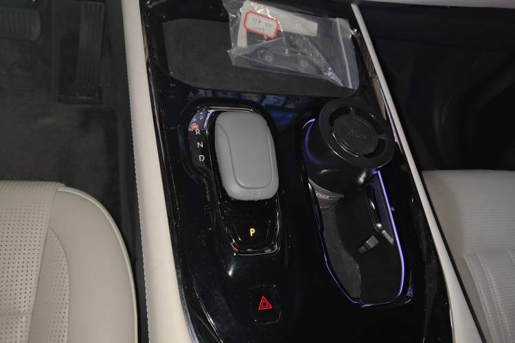 Used Zeekr 009 2022 WE Edition