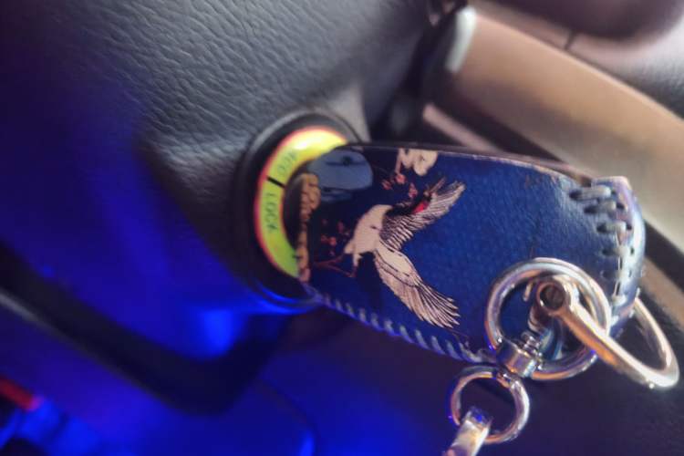 Used CHANGAN OSHAN CX70 2016 1.6L Manual Luxury Model