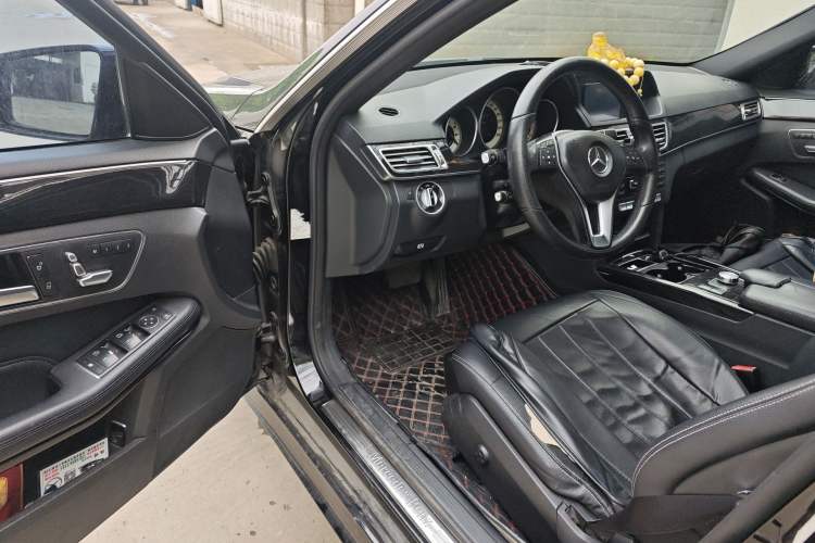 Used Mercedes-Benz E-Class 2014 Restyled E 260 L Sport Edition Driver Seat