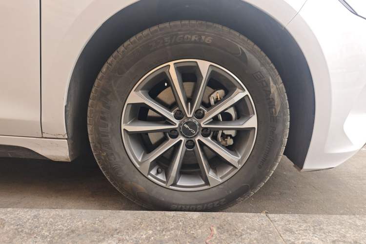 Used BYD Destroyer 05 2024 HONOR Edition DM-i 55KM Luxury Model
