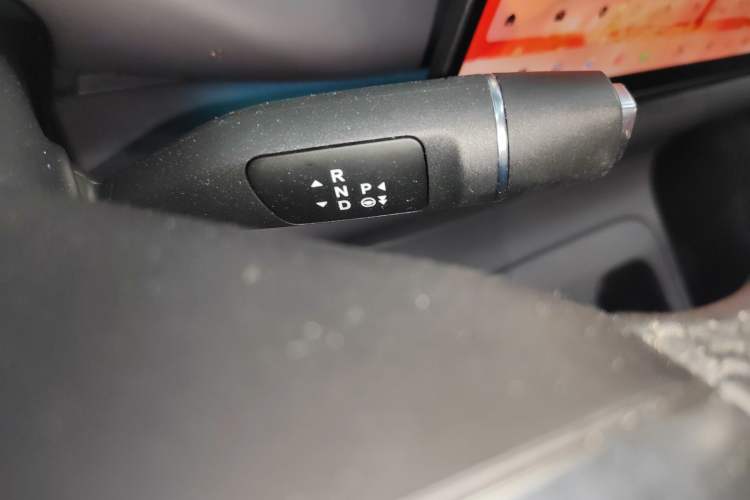 Used Leapmotor C10 2024 210 LiDAR Version Gear Lever