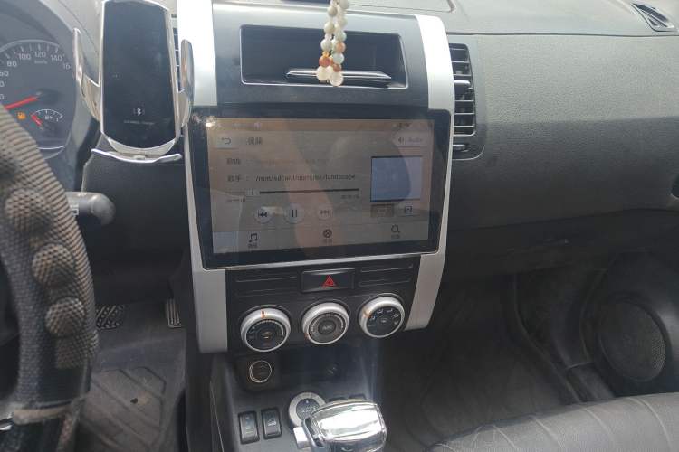 Used Nissan X-Trail 2012 2.5L CVT Luxury Edition 4WD Audio And AC Panel