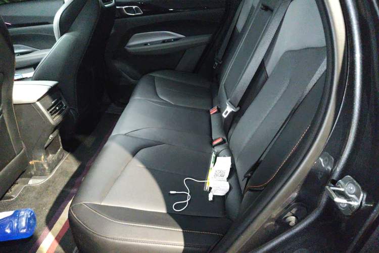 Used Oshan Z6 2023 Blue Whale 1.5T DCT Smart-Led City Edition