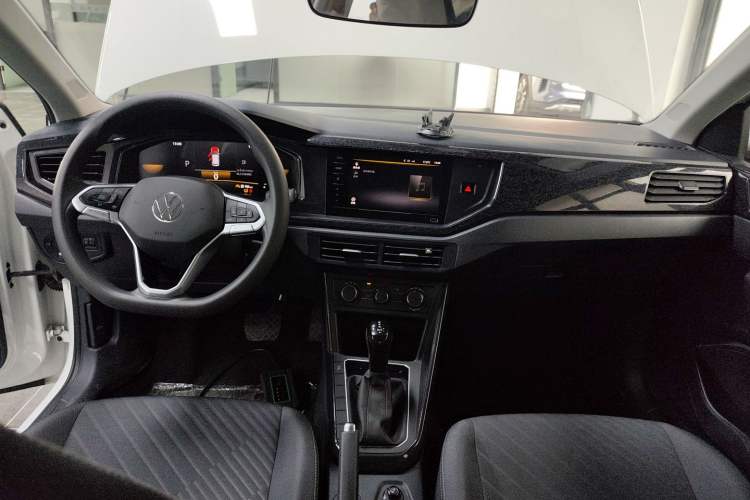 Used Volkswagen Lavida 2023 New Sharp 1.5L Automatic Excellent New Edition
