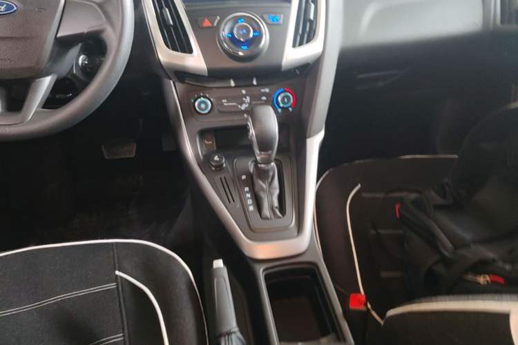 Used Ford Focus 2015 Hatchback 1.6L Automatic Comfort Model