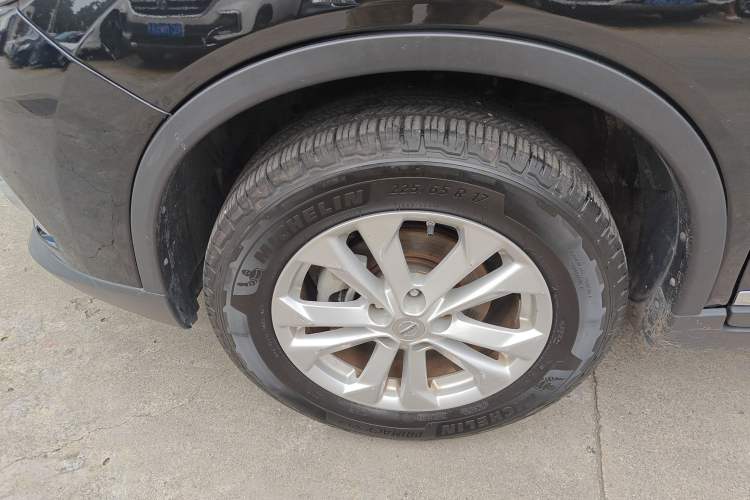 Used Nissan X-Trail 2015 2.0L CVT Comfort MAX Edition 2WD