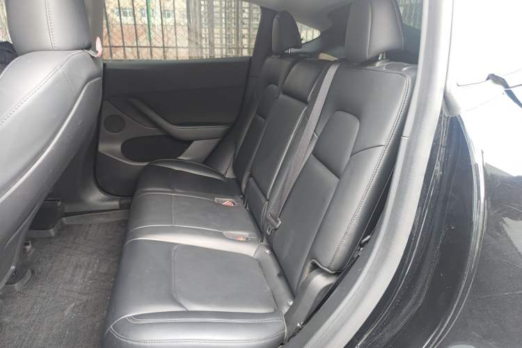 Used Tesla Model Y 2022 Rear-Wheel-Drive Version