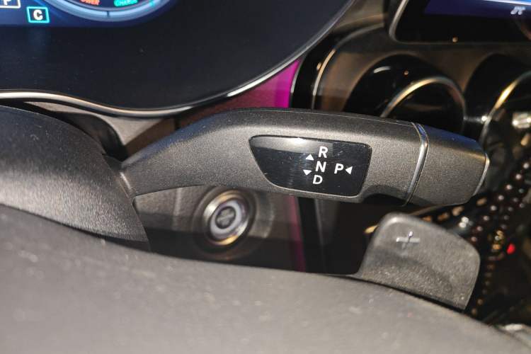 Used Mercedes-Benz C-Class 2019 Facelift C 260 L 4MATIC Sport Edition
