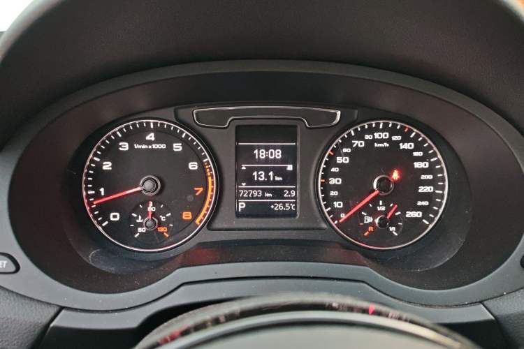 Used Audi Q3 2017 35 TFSI Style Edition Instrument Cluster