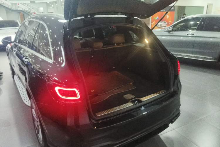 Used Mercedes-Benz GLC 2020 GLC 260 L 4MATIC Luxury Model