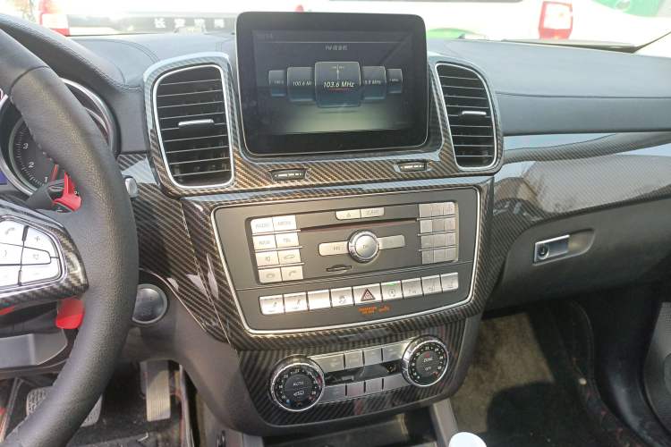 Used Mercedes-Benz GLE Coupe 2015 GLE 400 4MATIC Coupe SUV Audio And AC Panel