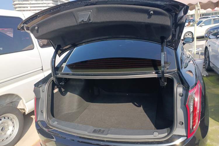 Used Hongqi E-QM5 2023 Revised Version Basic Travel Edition Trunk