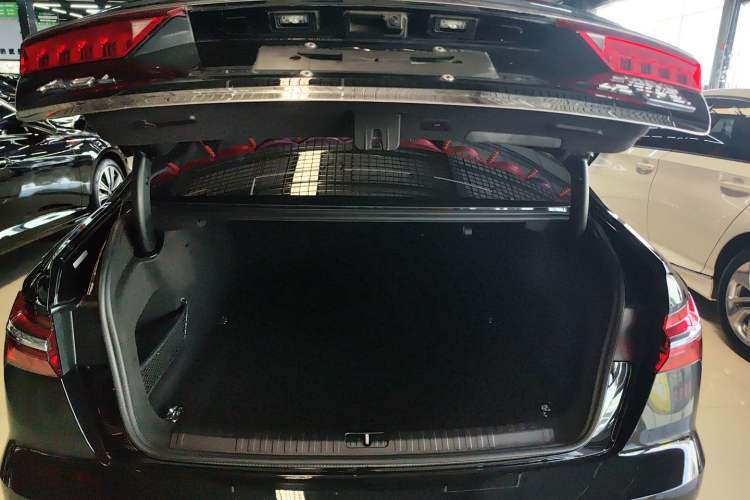 Used Audi A6L 2019 45 TFSI quattro Prestige Dynamic Edition Trunk