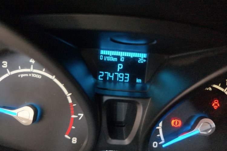 Used Ford EcoSport 2013 1.5L Automatic Fashion Model