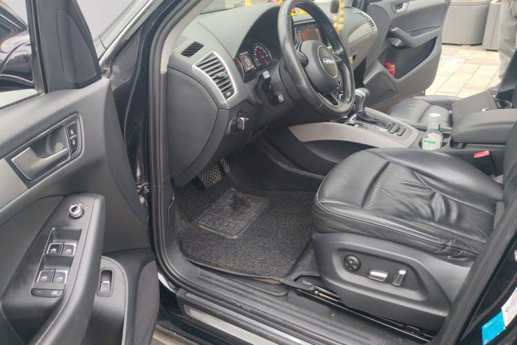 Used Audi Q5 2017 40 TFSI Ambition Edition