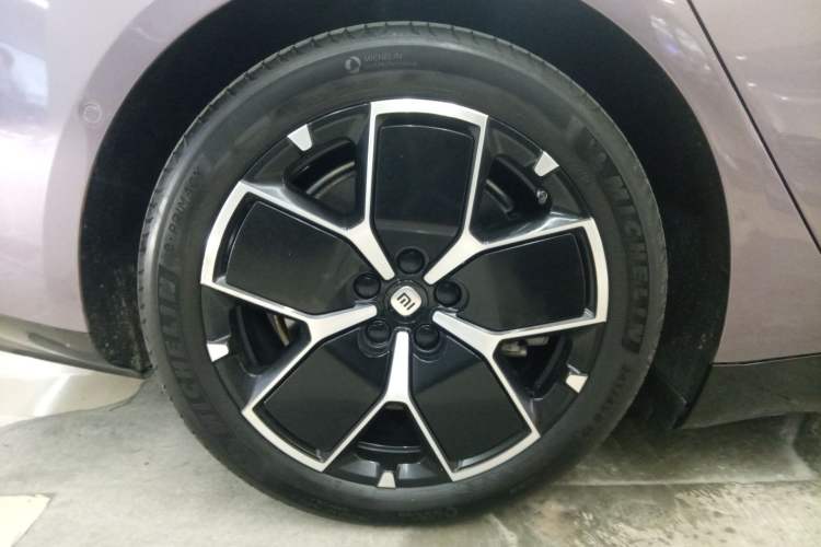 Used Xiaomi Auto SU7 2024 Rear-Drive Standard Founder Edition Exterior 5