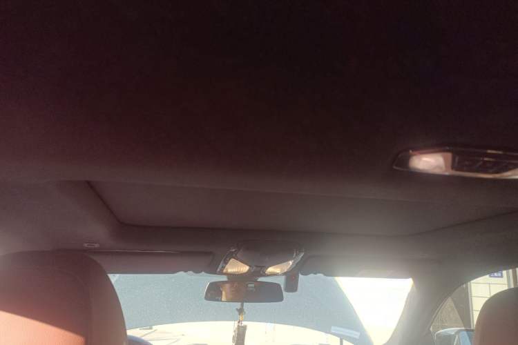 Used BMW i4 2022 eDrive40 Headliner