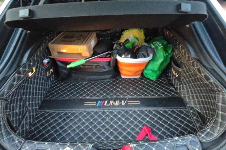 Used CHANGAN UNI-V iDD 2023 ZhiDian iDD 1.5T 113km Smart & Fun Version Trunk