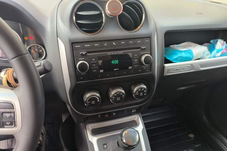 Used Jeep Compass 2014 Revised Version 2.4L Four-Wheel Drive Comfort Edition
