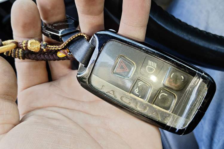 Used Jaguar F-PACE 2018 2.0T Four-Wheel Drive Urban Luxury Edition