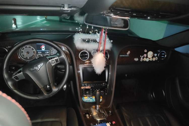 Used Bentley Continental 2012 4.0T GT V8 Center Console