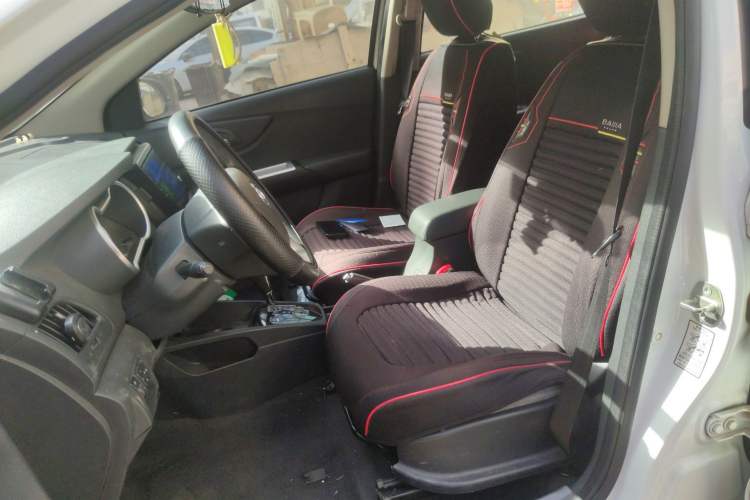 Used Dongfeng Aeolus AX3 2016 1.5L Automatic ZhiKu Model
