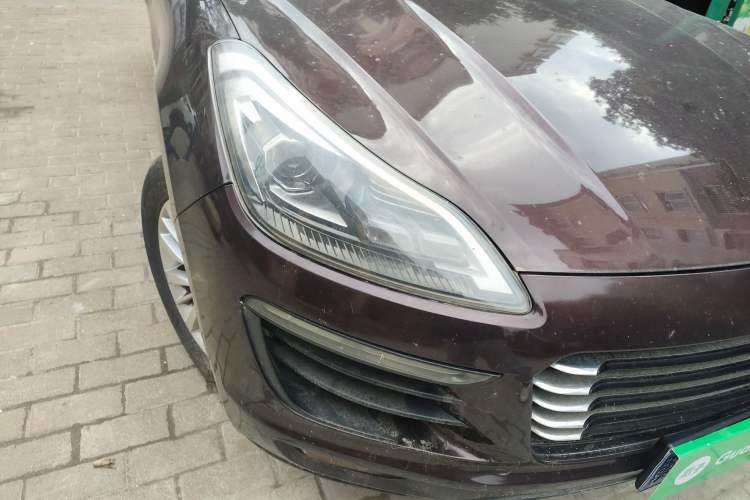 Used Zotye SR9 2017 2.0T Automatic Ultimate Light Edition
