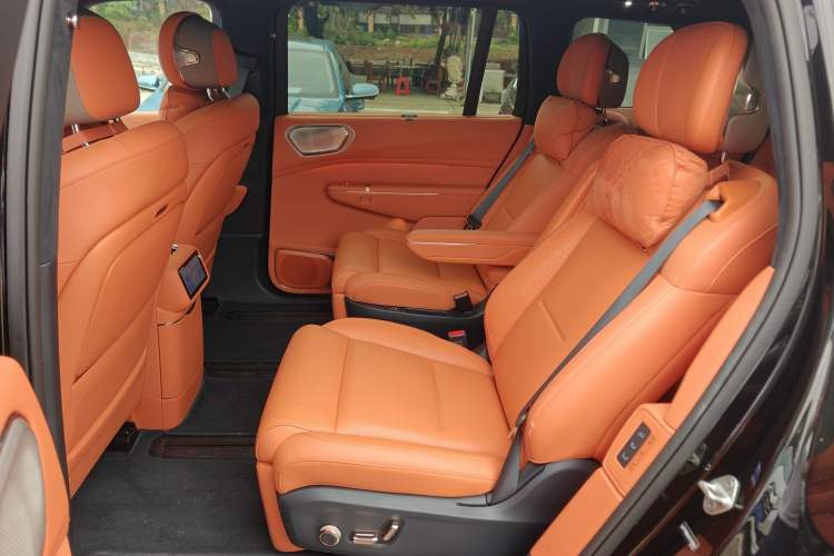 Used Lynk & Co 900 2025 1.5T Ultra