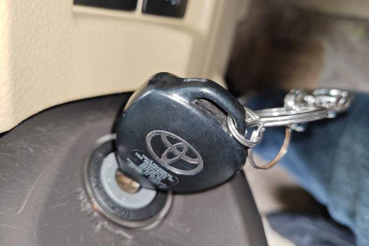 Used Toyota Prado 2013 2.7L Automatic Middle East Version
