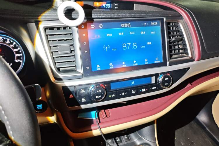 Used Toyota Highlander 2015 2.0T Four-Wheel Drive Luxury Edition 7-Seater