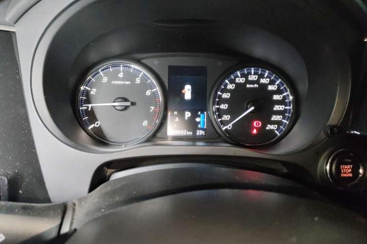 Used Mitsubishi Outlander 2020 2.0L Two-Wheel Drive Enjoyment Version 5 Seats Instrument Cluster
